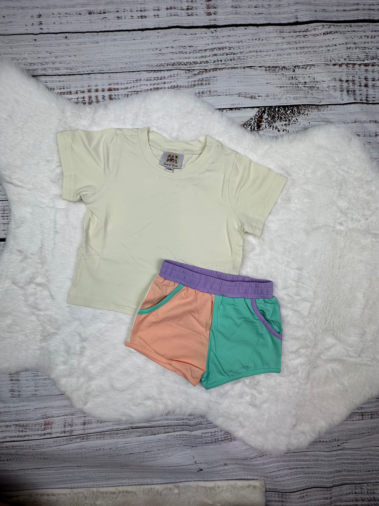 Boys: ColorBlock short set